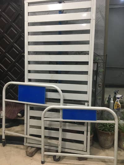Hospital bed