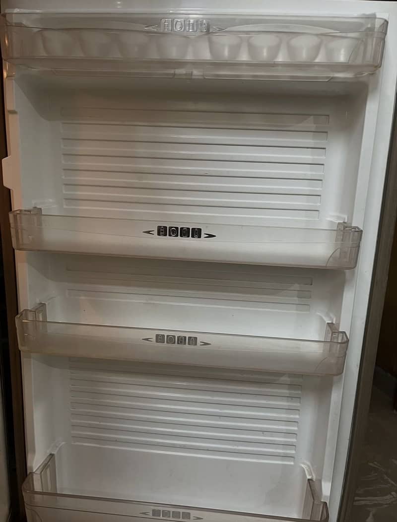 Dawlance Fridge 6
