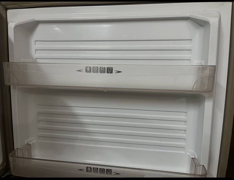 Dawlance Fridge 7