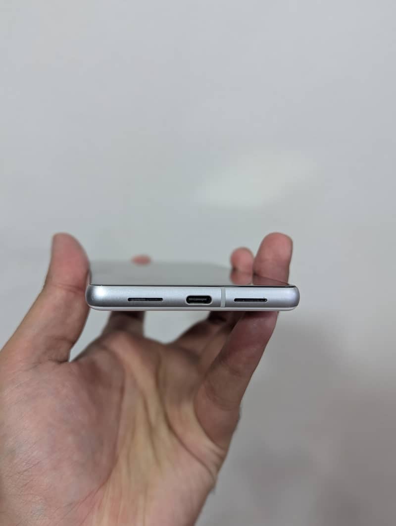 Google pixel 7 4