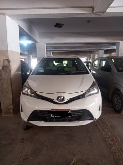 Toyota Vitz F M 1.0