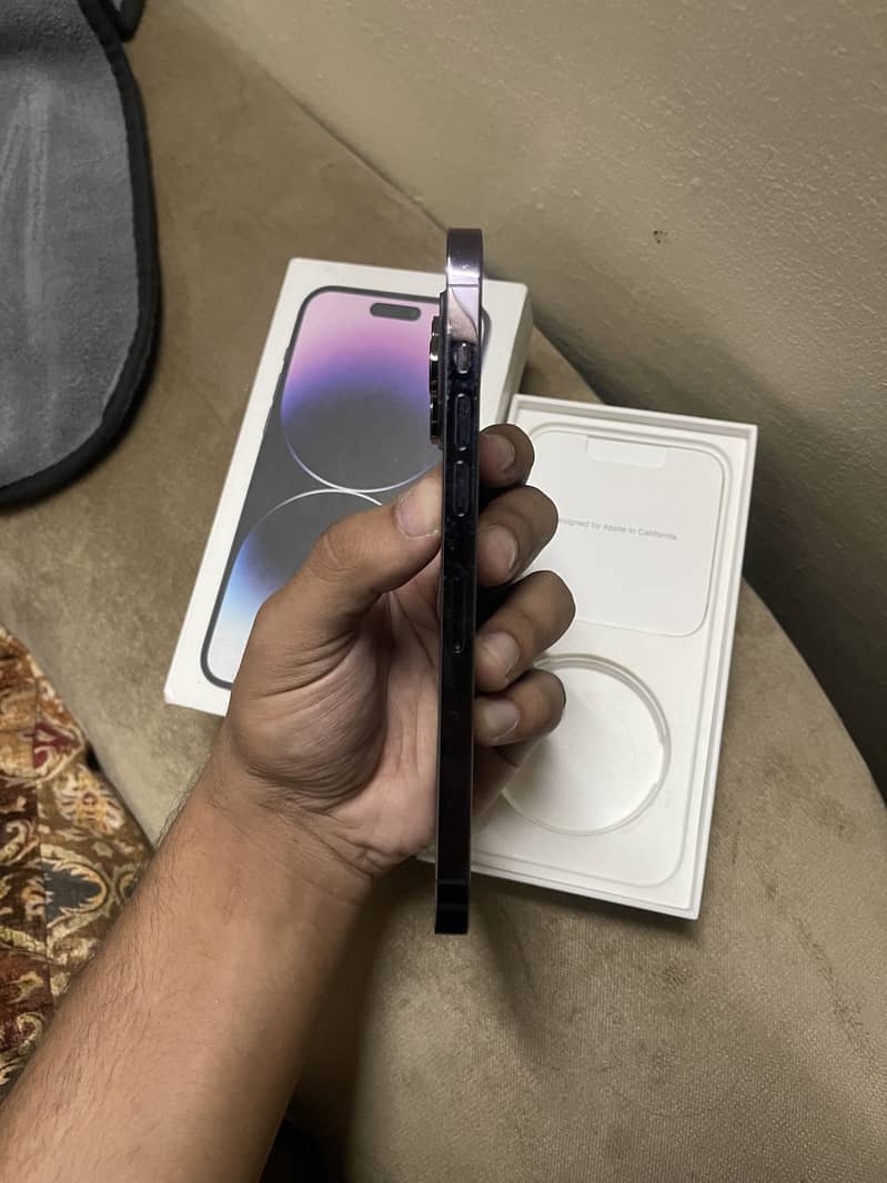 iPhone 14 Pro Max 2