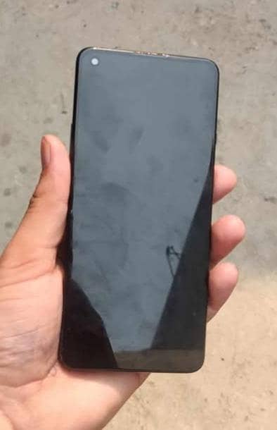 OnePlus 9R