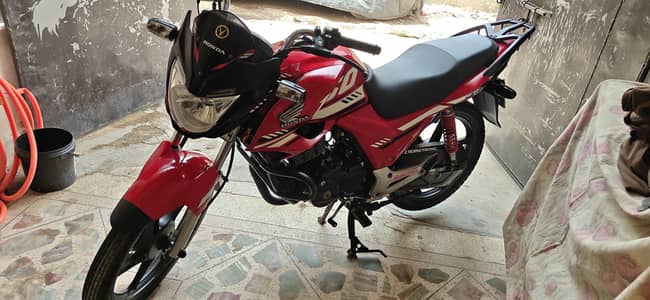 Honda cb 150f excellent condition