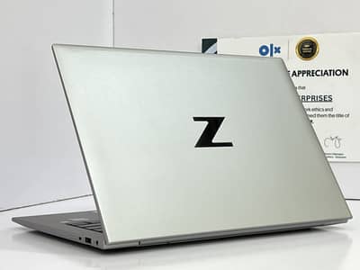 hp zbook g9 firefly workstation- i7 12th gen - 16gb ddr5 / 256ssd nvme