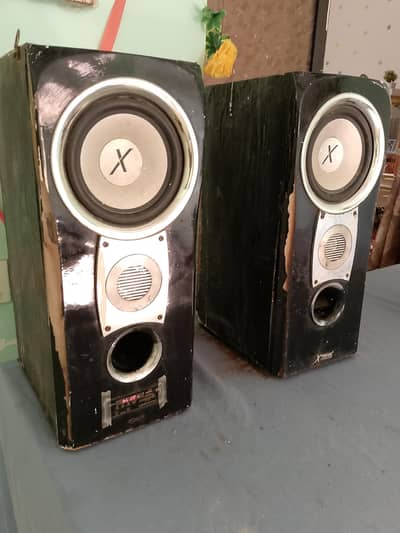 Xtrame speaker