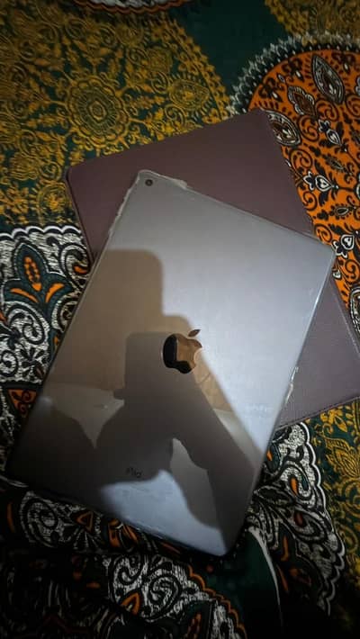 iPad 8th generation 128gb Genuine