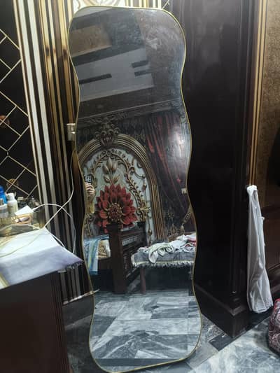 mirror full size long just buy not use just Rs. 7000