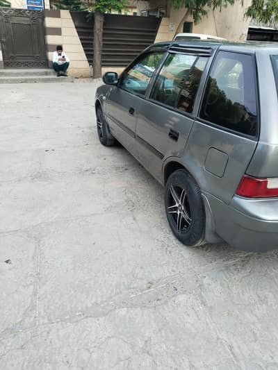 Suzuki cultus 2010