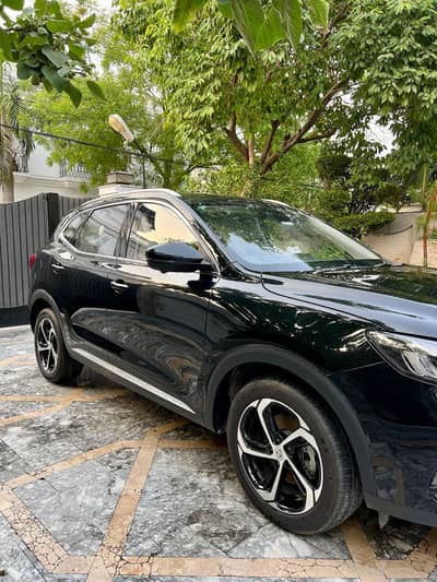 MG HS phev 2026 Black
