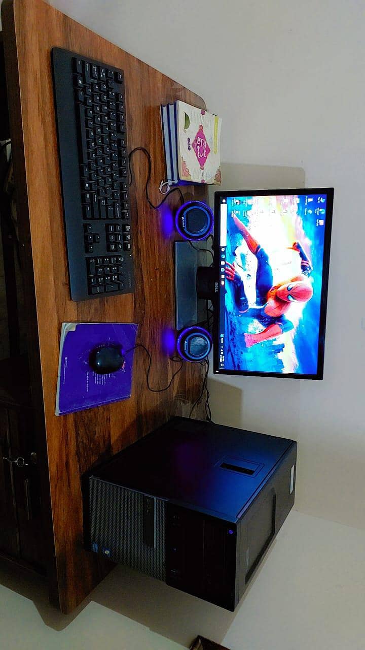 Computer 4