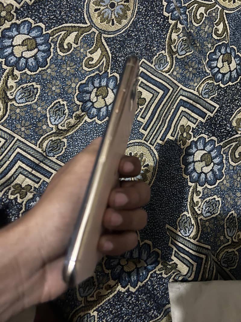 Iphone 0