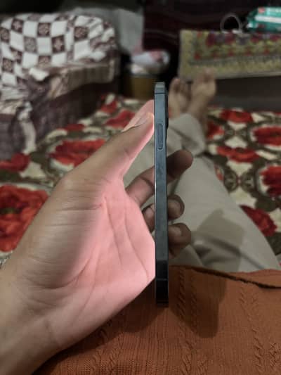 iPhone 12pro iCloud exchange possible