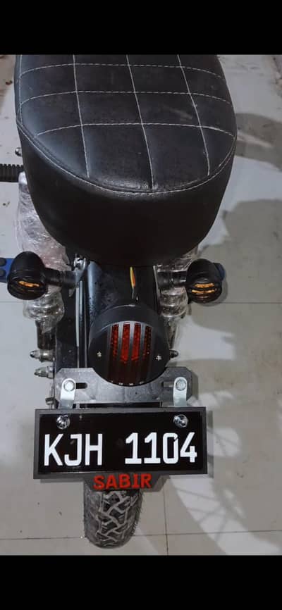 cafe racer look bike