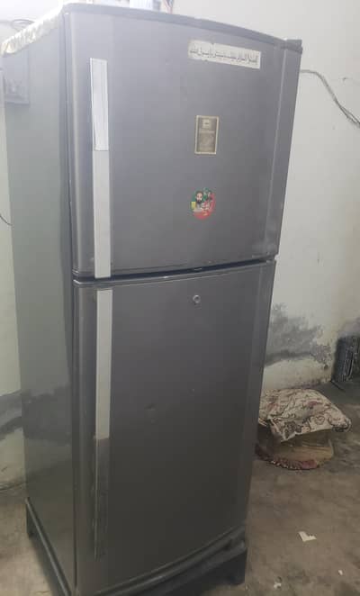 Dawlance refrigerator almost new 1.5 year used