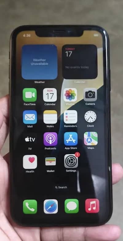 iphone XR unlocked 79 health hai open repair nai hai abi tk water pack