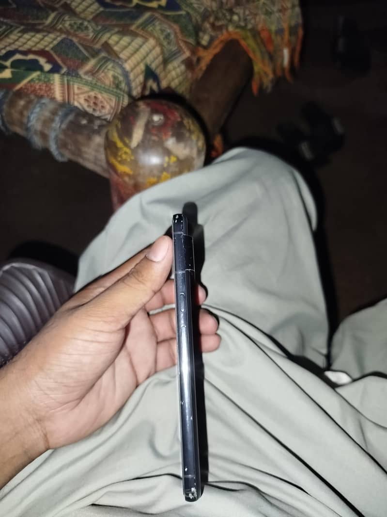 google pixel 8 pro 4