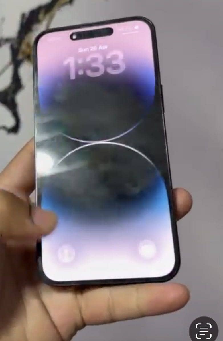 iPhone 14pro max 1