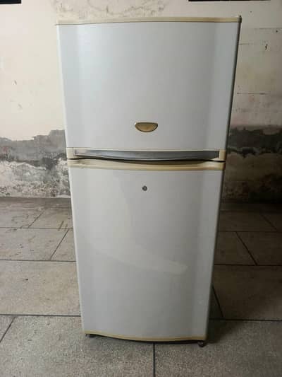 No Frost Sharp Fridge