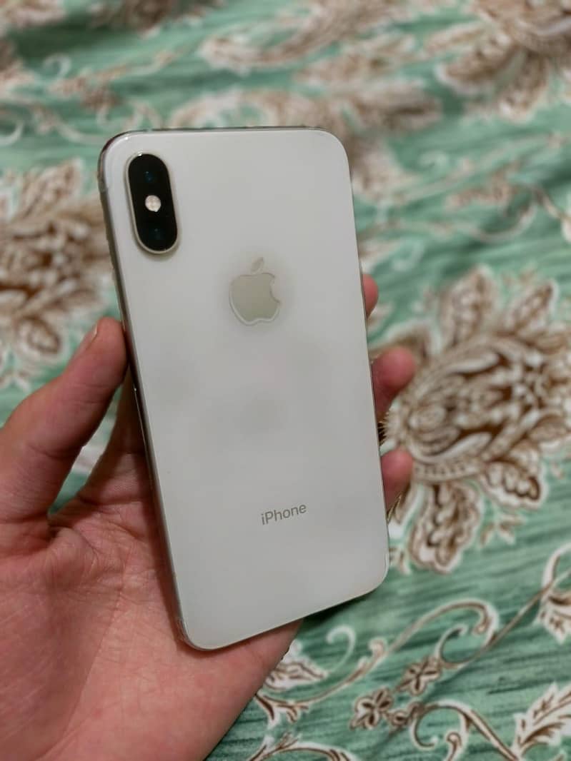 IPhone Xs 3