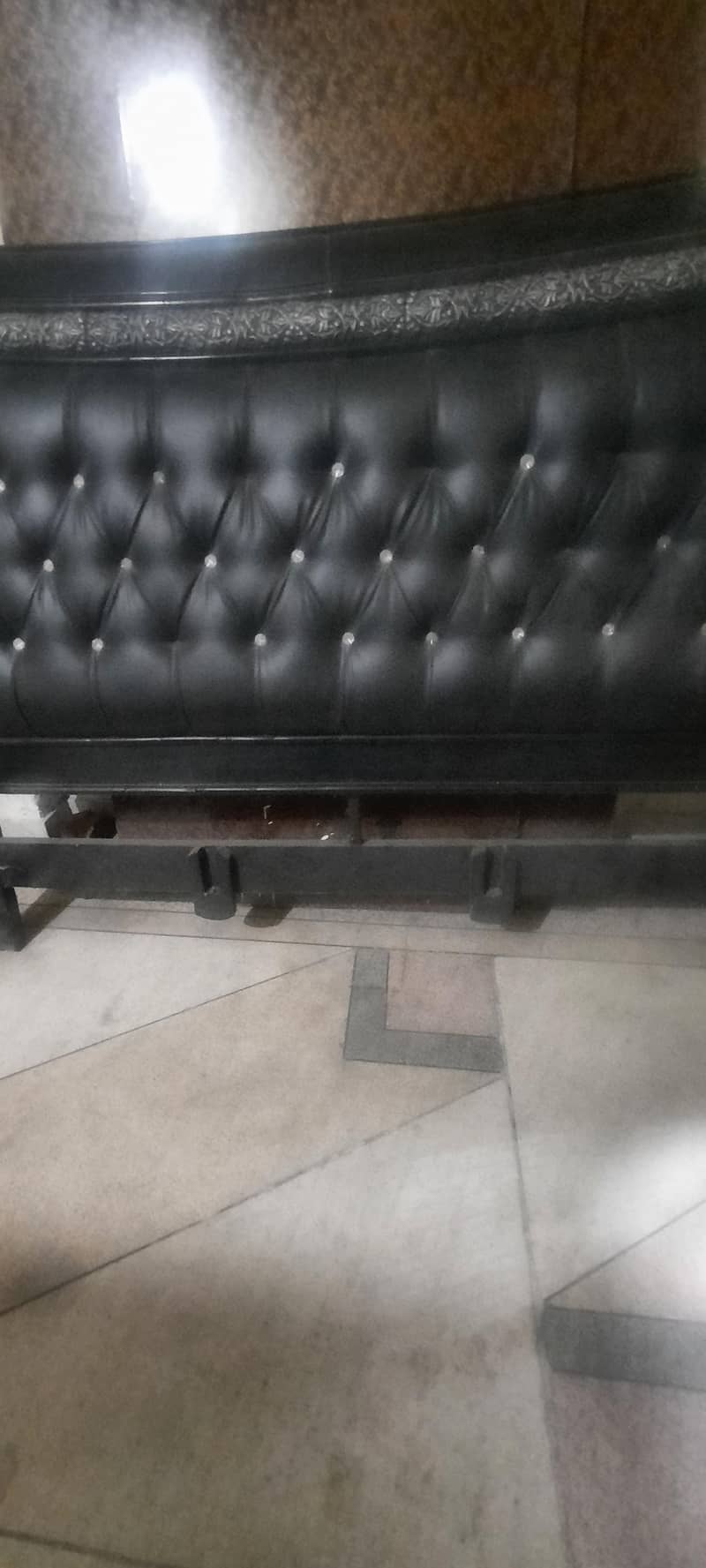 good condition bed 2