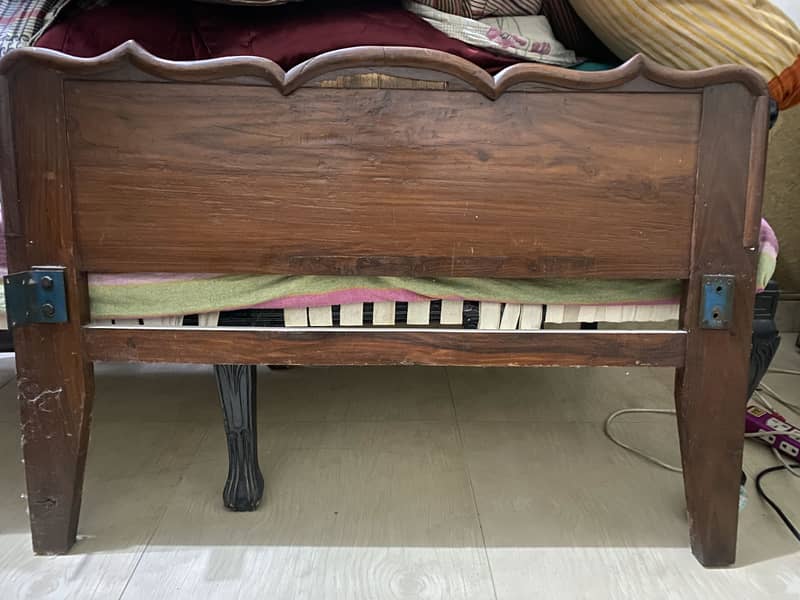 Single Bed 2