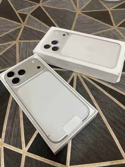 Brand New iphone 17 pro max 256 GB Silver for Sale
