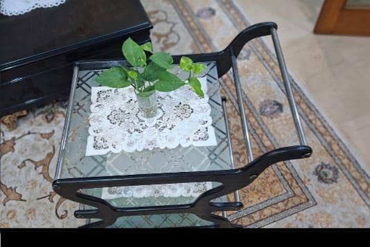 tea trolly 0