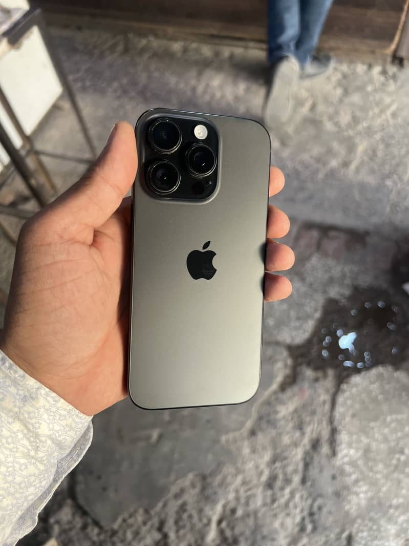 Iphone 16 pro 2