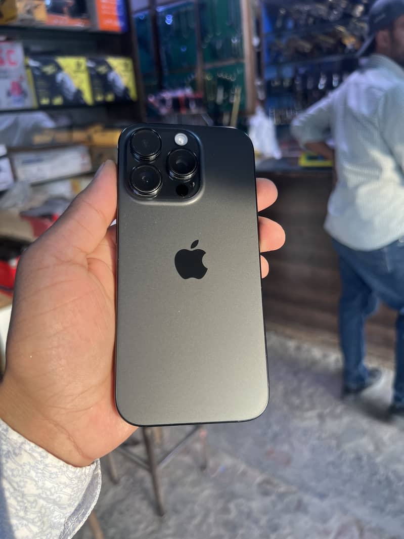 Iphone 16 pro 7