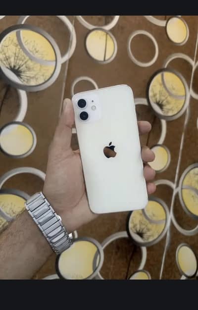 IPHONE 12  EXCHANGE POSSIBLE