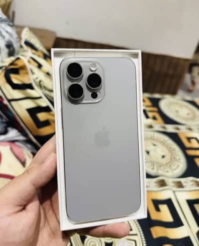 iPhone 15 Pro Max Complete Box