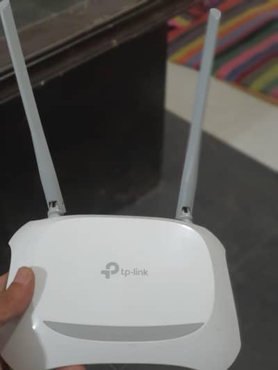 Model TL_WR840N 300Mbps wireless N Router 300Mbps wireless N Router