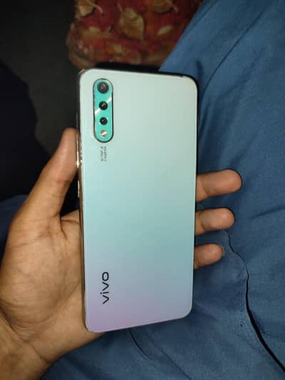 Vivo S1 4+128gb