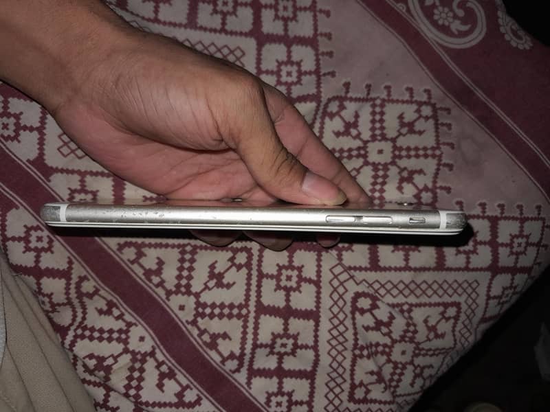 iPhone 9