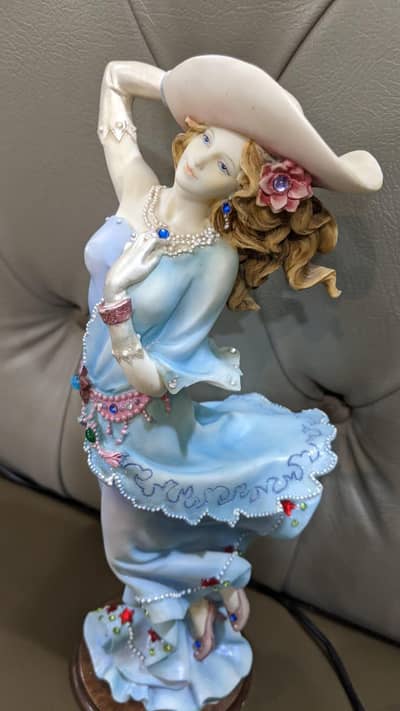 Italian art lady figure statue antique unique expensive