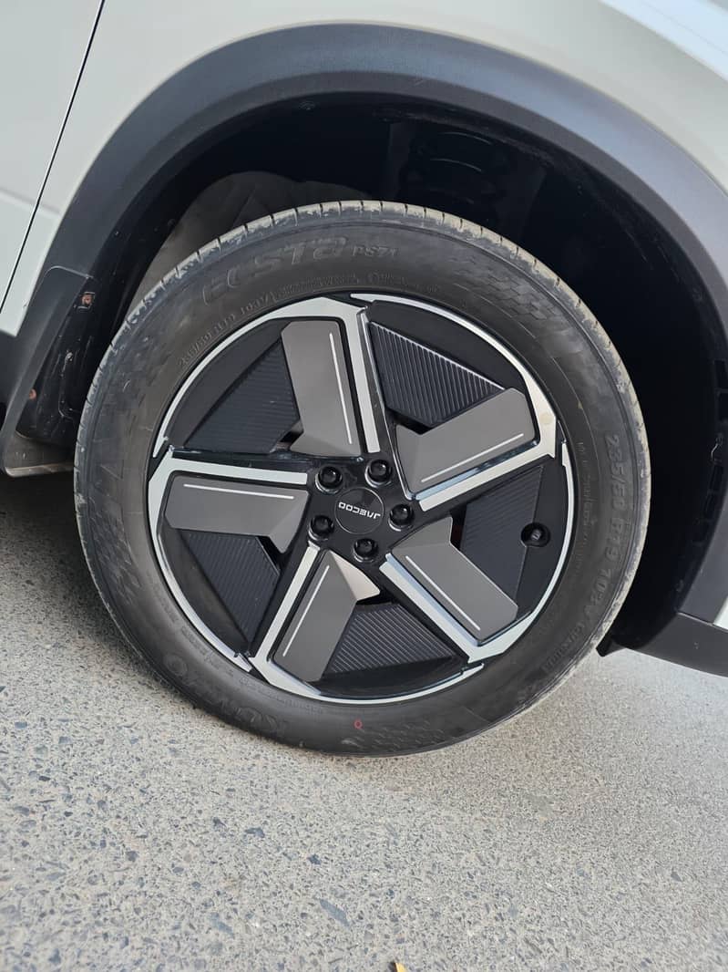 JAECOO J7 3