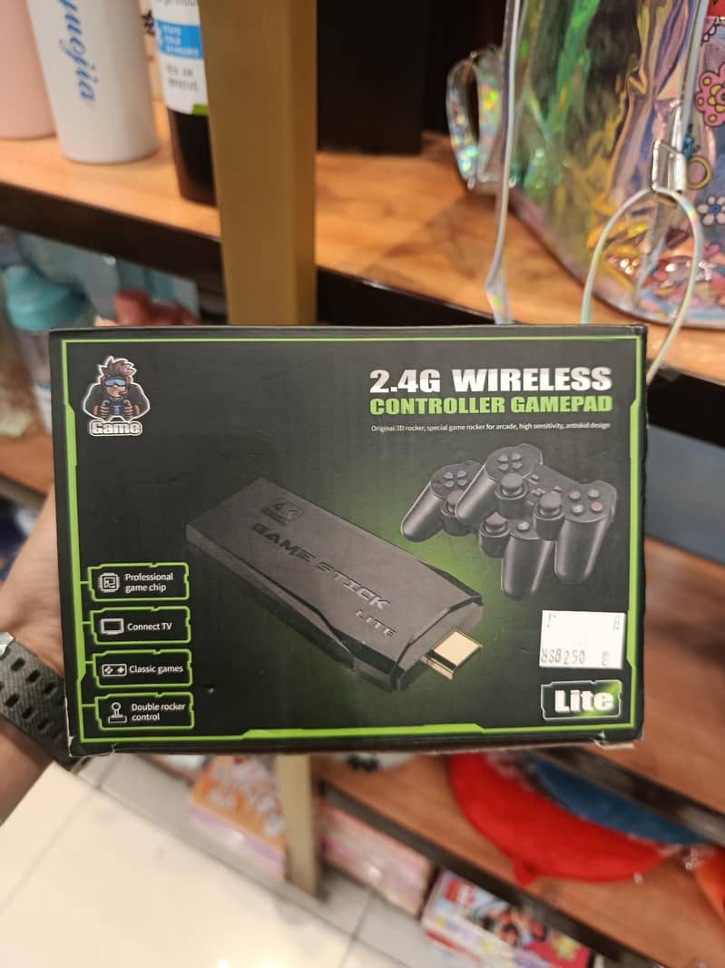 2.4G wireless controller gamepad 0
