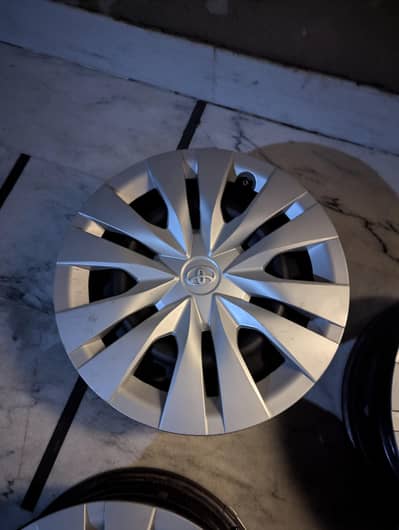Toyota corolla 15 inch rims and wheel covers