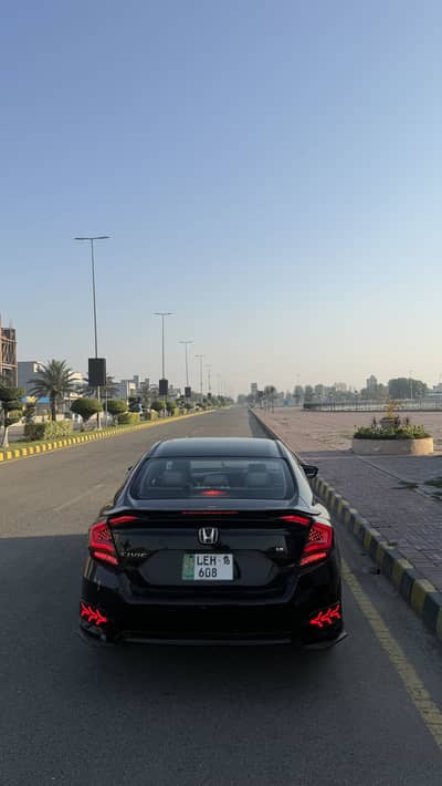 Lawa / Snake  Style Tail Lights