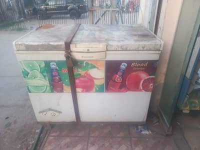 Commercial Deep Freezer / Ice Cream Freezer for Sale – Urgent Sale