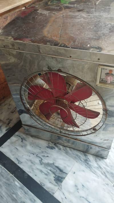 local cooler 9/10 condition
