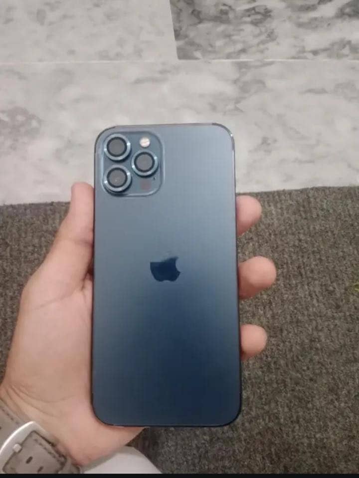 IPHONE 12 pro max 10/10 condition 1
