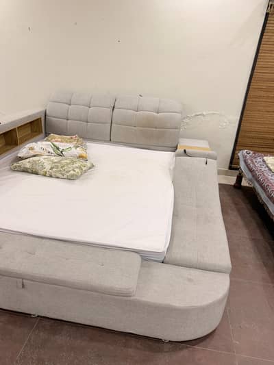 luxury bed urgent sale