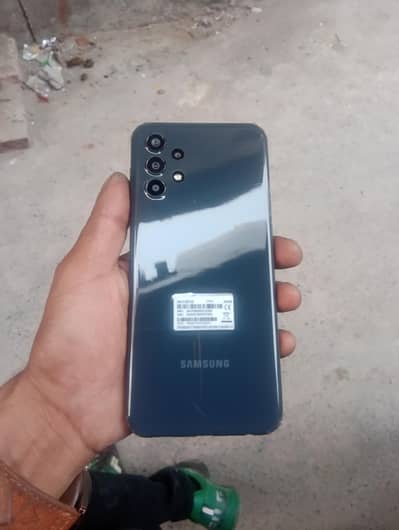 samsung 4 64 box ka sath ha