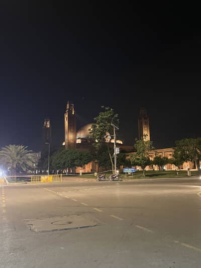 8 Marla Commercial Plot For Sale