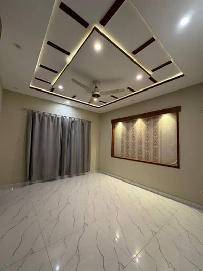 Real pictures 10 Marla House for Sale Sector D, Bahria Town Lahore