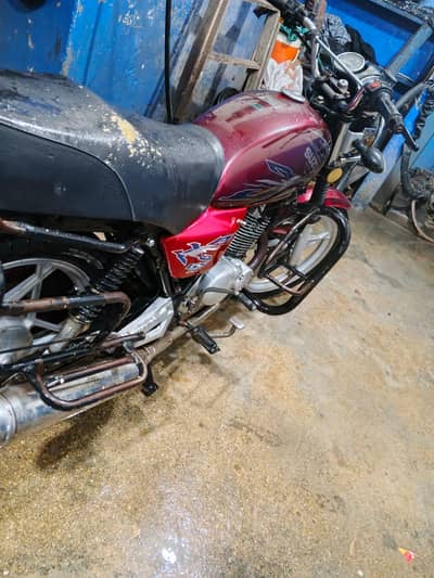 Suzuki Gs 150