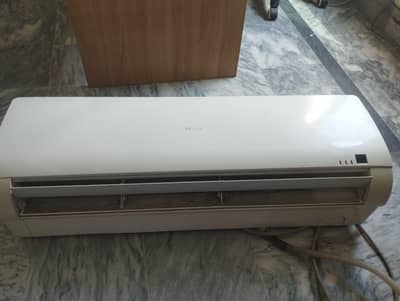 Haier split AC