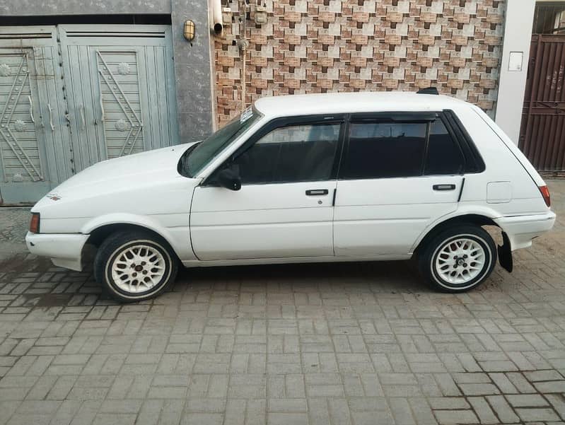 87 Corolla 1
